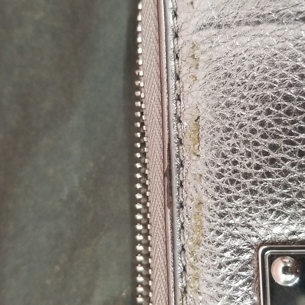 Michael Kors Metallic Silver Wallet - Picture 3 of 11